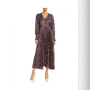 Stunning dress new without tags